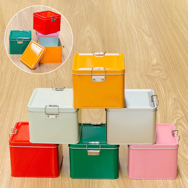 Kitchen Baking Tins - กล่องกระป๋องสี่เหลี่ยมสำหรับใส่คุกกี้พร้อมฝาปิด ป้องกันฝุ่น กล่องเหล็กสำหรับจัดเก็บในครัวเรือน ทนทาน มีตัวล็อค