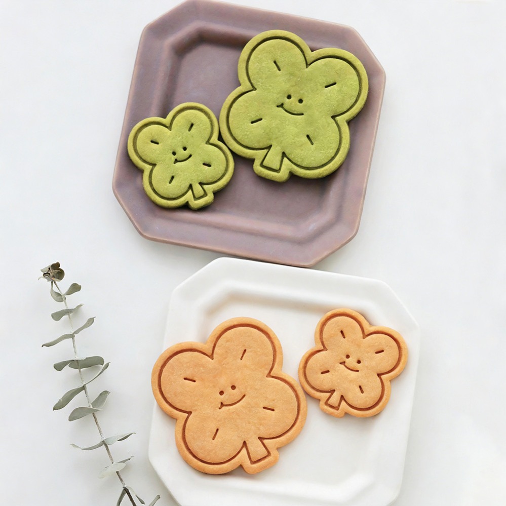 แม่พิมพ์คุกกี้รูปใบโคลเวอร์สี่ - Kitchen Baking Items บทวิจารณ์และราคา